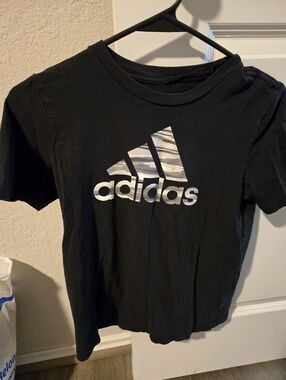 Boy's Black Adidas Short Sleeve Tshirt. Size Medium.